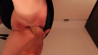 Subwife mega squirt after fisting