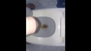 Who drink my piss?