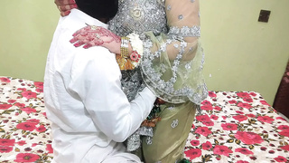Indian Desi Bitch Plowed Hard Before Her Wedding???? Pretty Alluring Lady ko Mehndi Wali Raat He Chod Diya