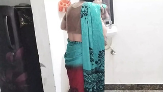 Step mother in low ko akele dekh kar ghar me hi pel diya