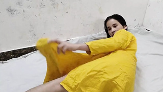 Bhabhi ko jabar dasti chut mar ke paani nikala