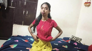 Desi bhabi kissed her father-in-law and blowed his too