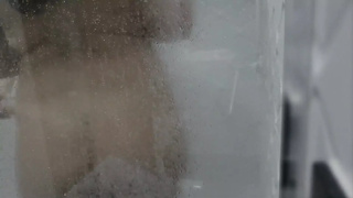 Cougar Seduces 18 Years Cougar Fiance to Fuck Her in the Shower
