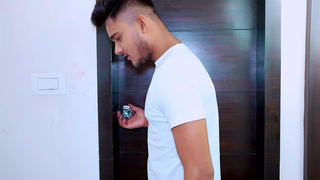 Bhai ne behan ke chut me lund ghusa ke mast pela pure raat
