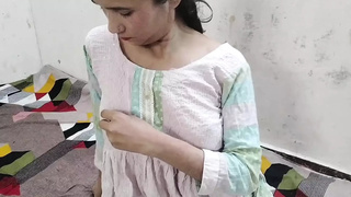 Huge step sister ko nanga bathroom me pakad ke pel diya