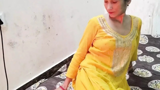 Aunty ne muze ghar pe bula kar ganda ganda ka am kiya