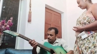 Sautele bete ne jawan mammy ko pel diya