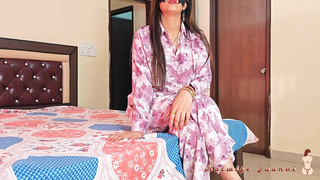 Cruel Maalkin Jaanvi Humiliated Her Nokar and Then Pissed for Him so That He Can Taste Her Lovely Salty Pee